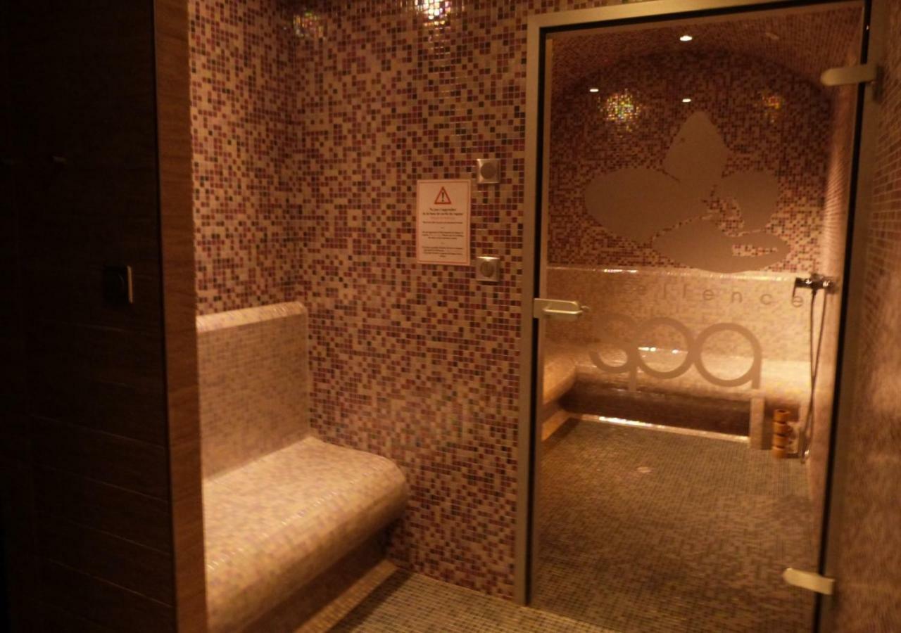 Ax Hotel Spa & Restaurant Chorges Kültér fotó