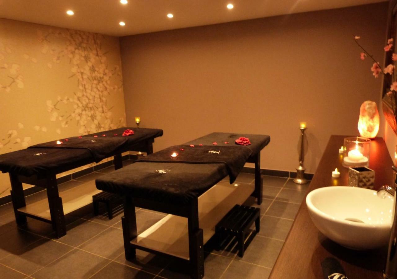 Ax Hotel Spa & Restaurant Chorges Kültér fotó